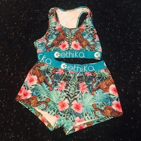 ethika 2 pcs set shorts and bra - Picture 3 of 4